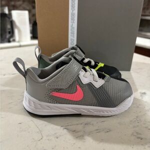 New TODDLER Size 7c Nike Lebron 18 Space Jam Bugs Vs Marvin Shoes DJ3762-005